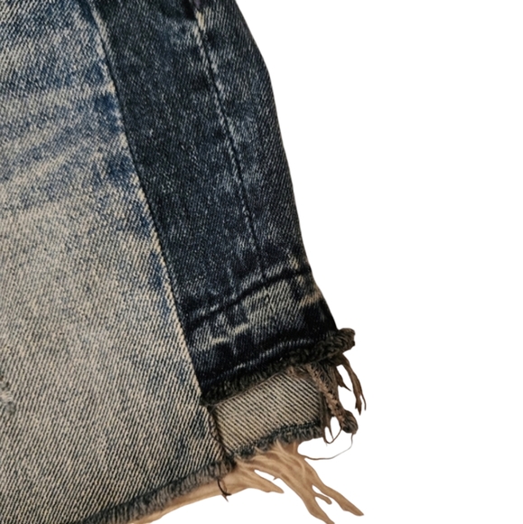 GRLFRND Frayed Two Tone Button Fly Jean Shorts - Picture 4 of 8